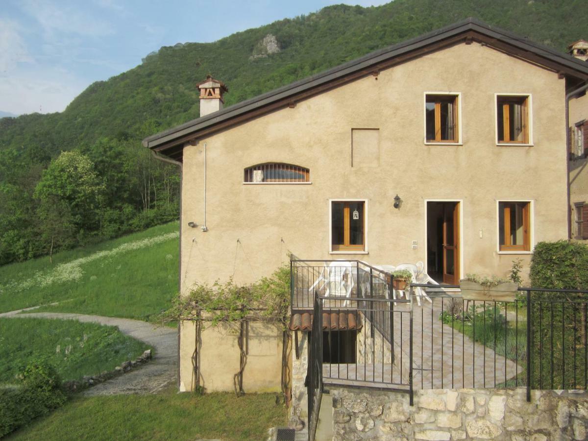 Villa Casa Di Bagattini à Posina Extérieur photo