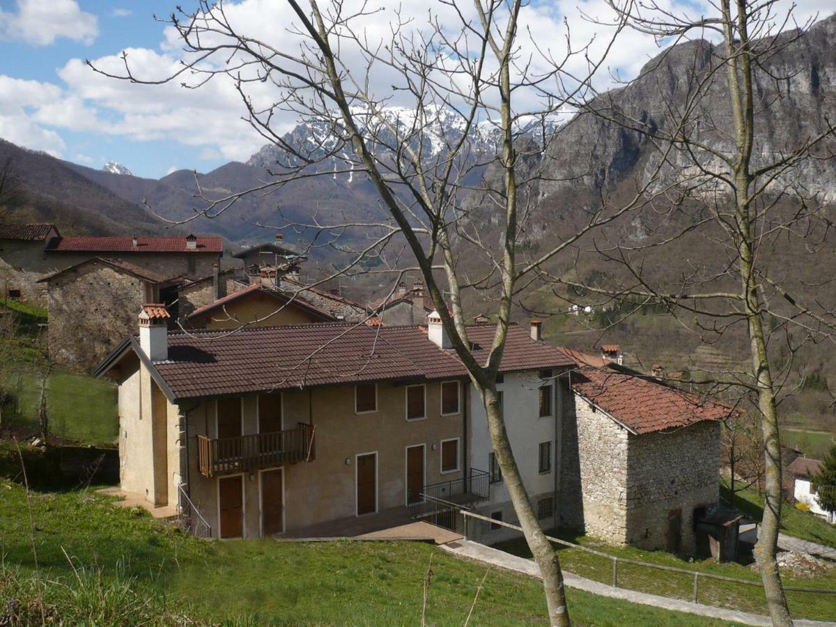 Villa Casa Di Bagattini à Posina Extérieur photo